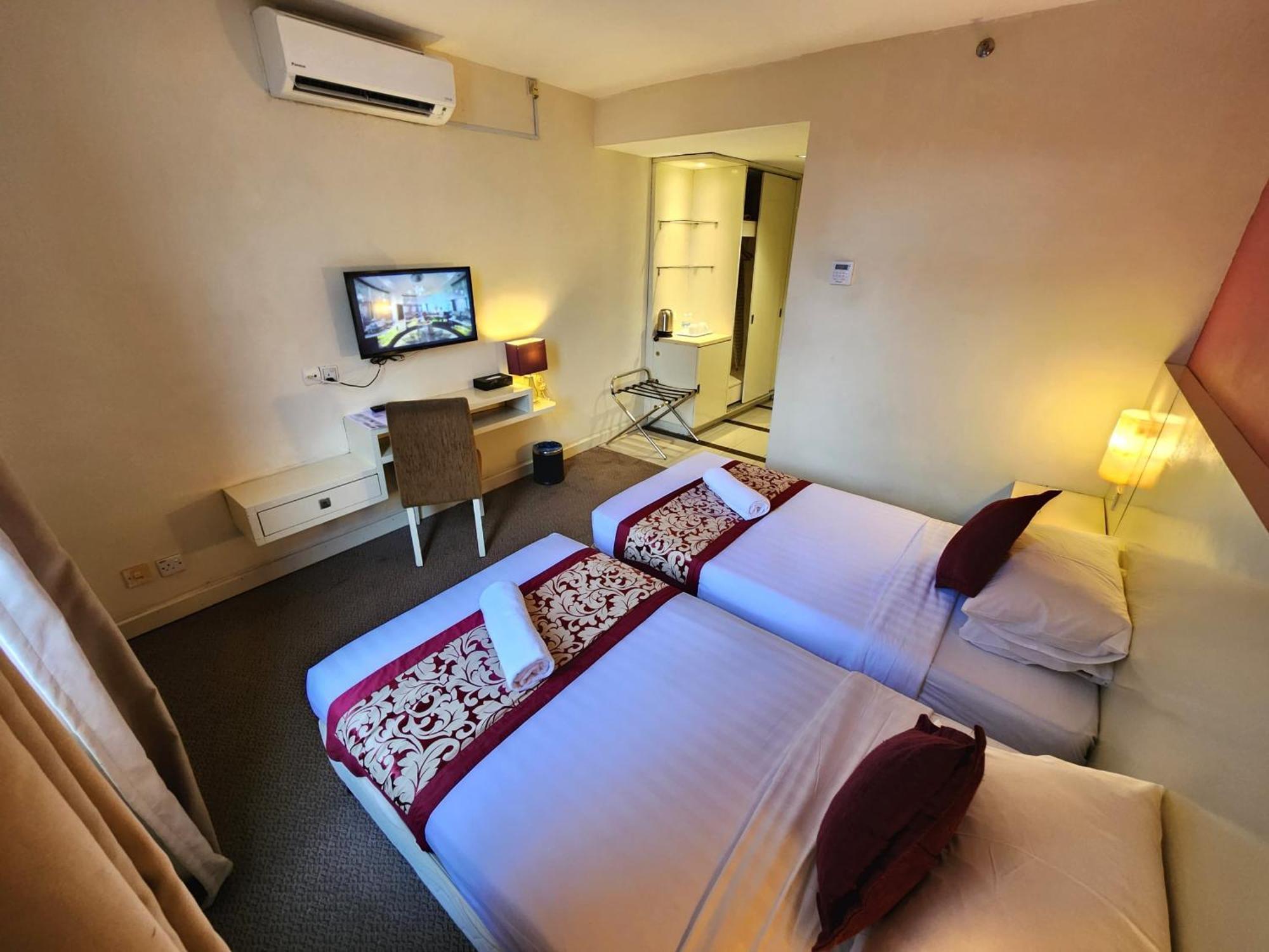 The Grand Puteri Hotel Куала Теренгану Екстериор снимка